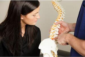 Should I see a Chiropractor or a Physical Therapist?